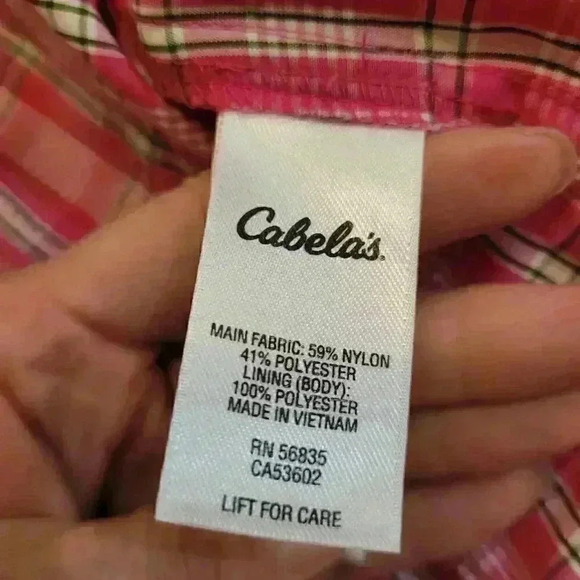 Cabela's Women's Pink Nylon/Poly Plaid Vented Fishing Outdoor Button Down Shirt - Picture 5 of 10